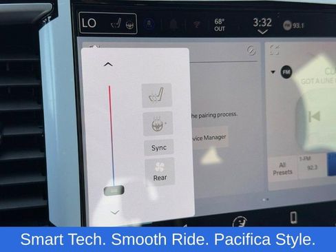 New 2026 Chrysler Pacifica Select image 17