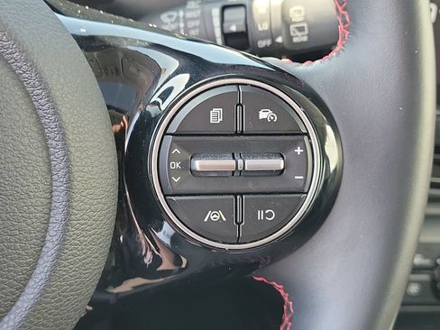 Certified 2023 Kia Soul GT-Line FWD image 10