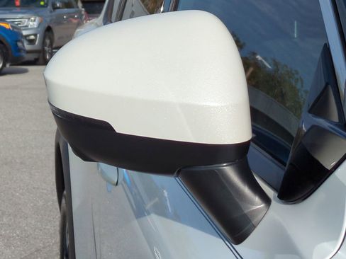 Used 2021 Nissan Rogue SV image 12