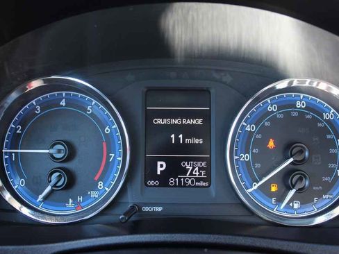 Used 2019 Toyota Corolla LE FWD image 15
