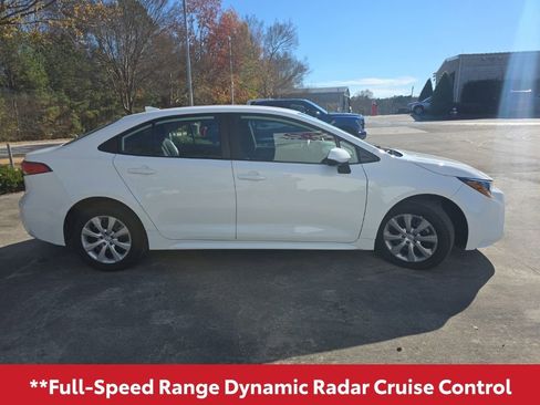 Used 2025 Toyota Corolla LE image 8