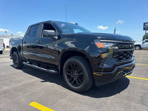 New 2026 Chevrolet Silverado 1500 Custom w/ Turbomax Blackout Package RWD image 8