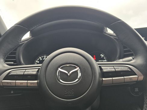 Used 2022 MAZDA MAZDA3 s FWD image 23