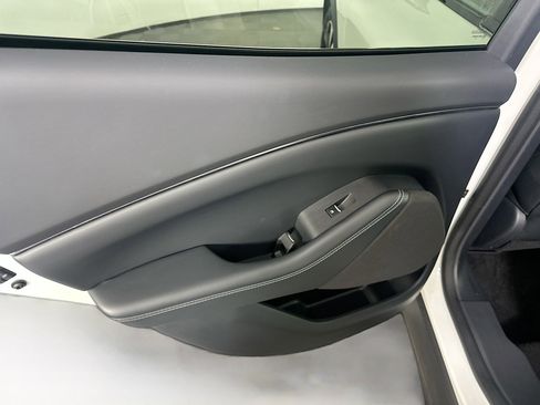 Used 2024 Ford Mustang Mach-E Select image 26