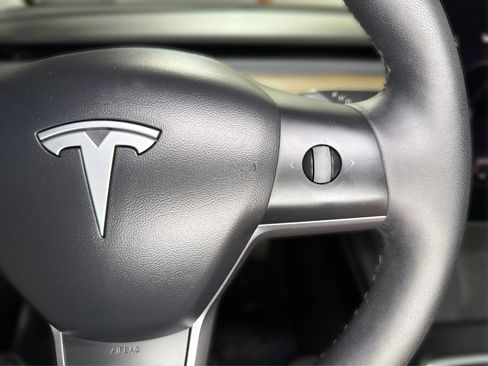 Used 2022 Tesla Model 3 Long Range AWD/4WD image 27