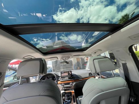 Used 2022 Audi Q5 2.0T Prestige image 3