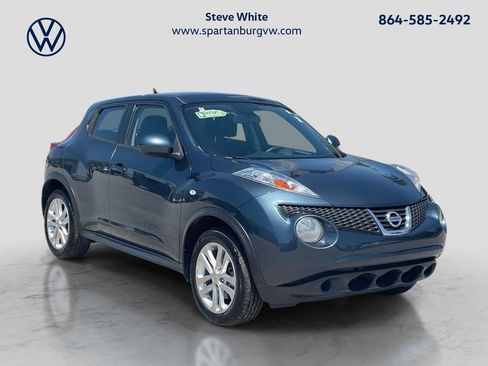 Used 2014 Nissan Juke S FWD image 1