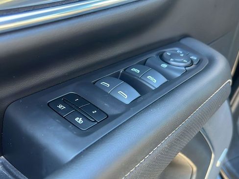 Certified 2024 GMC Yukon SLT image 10