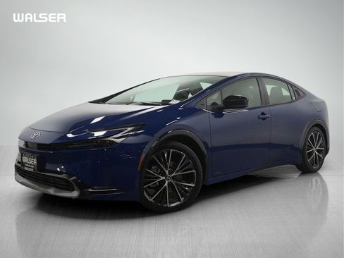 Used 2025 Toyota Prius Limited image 1