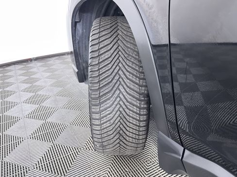 Used 2023 Subaru Ascent Limited w/ Technology Package image 28