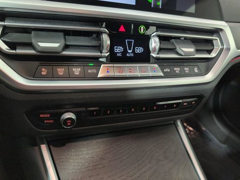 Used 2022 BMW 430i xDrive Convertible w/ Premium Package image 6