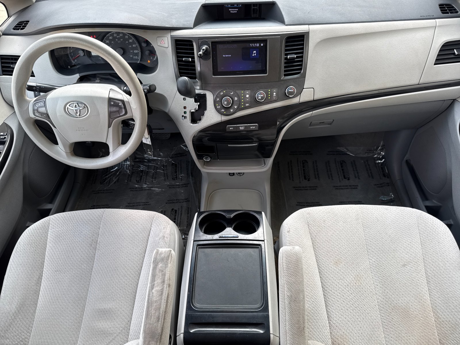 Used 2012 Toyota Sienna LE FWD image 12