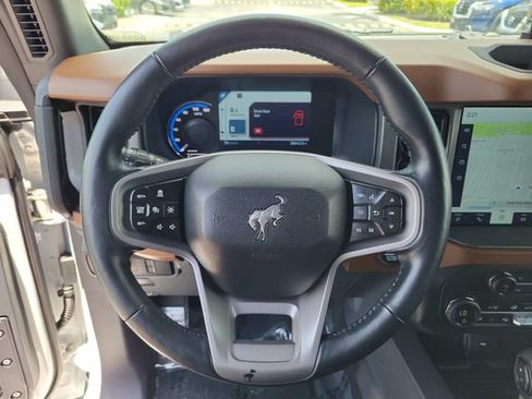 Used 2024 Ford Bronco Outer Banks AWD/4WD image 26