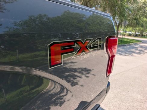 Used 2018 Ford F150 Lariat AWD/4WD image 9