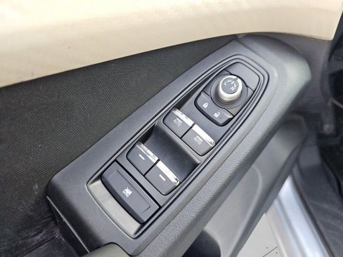 Used 2021 Subaru Ascent Premium w/ Convenience Package image 30