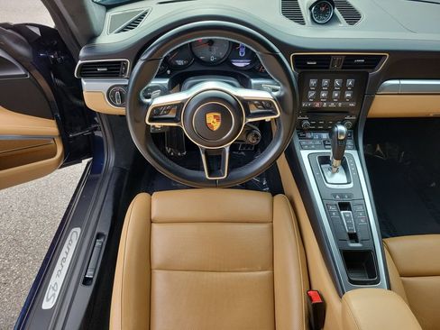 Certified 2017 Porsche 911 Carrera 4S AWD/4WD image 21