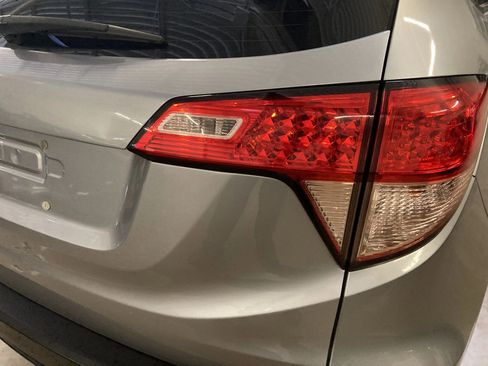 Used 2018 Honda HR-V LX image 23