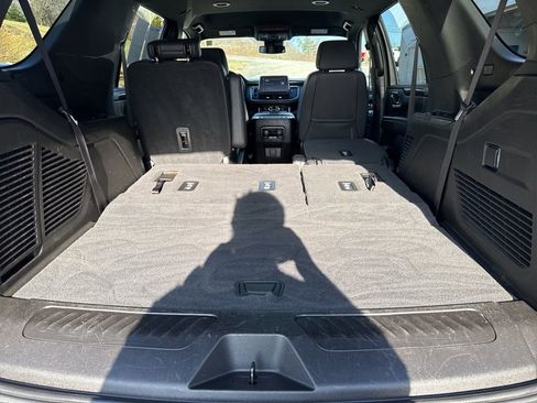 Certified 2023 Chevrolet Tahoe LT AWD/4WD image 15