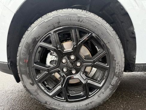 New 2026 Ford Maverick XLT w/ XLT Luxury Package image 9