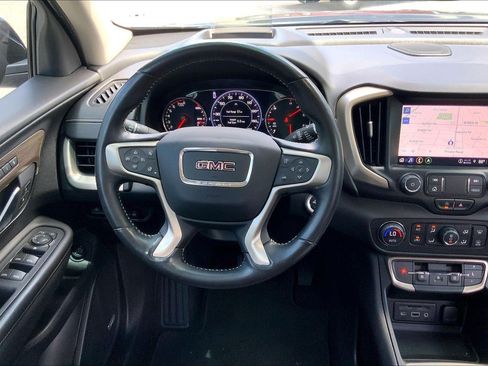 Used 2022 GMC Terrain Denali w/ Black Diamond Edition AWD/4WD image 5