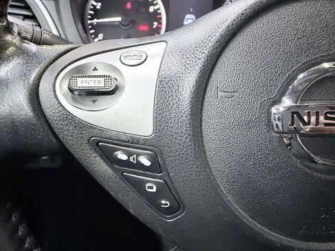 Used 2019 Nissan Sentra SR w/ Premium Package (SR) FWD image 21