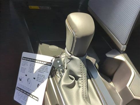 Used 2026 Toyota Camry SE FWD image 22