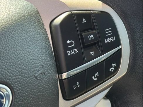 Used 2023 Ford Explorer XLT w/ Equipment Group 202A AWD/4WD image 20