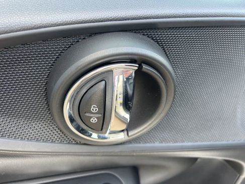 Used 2016 MINI Cooper Clubman image 25