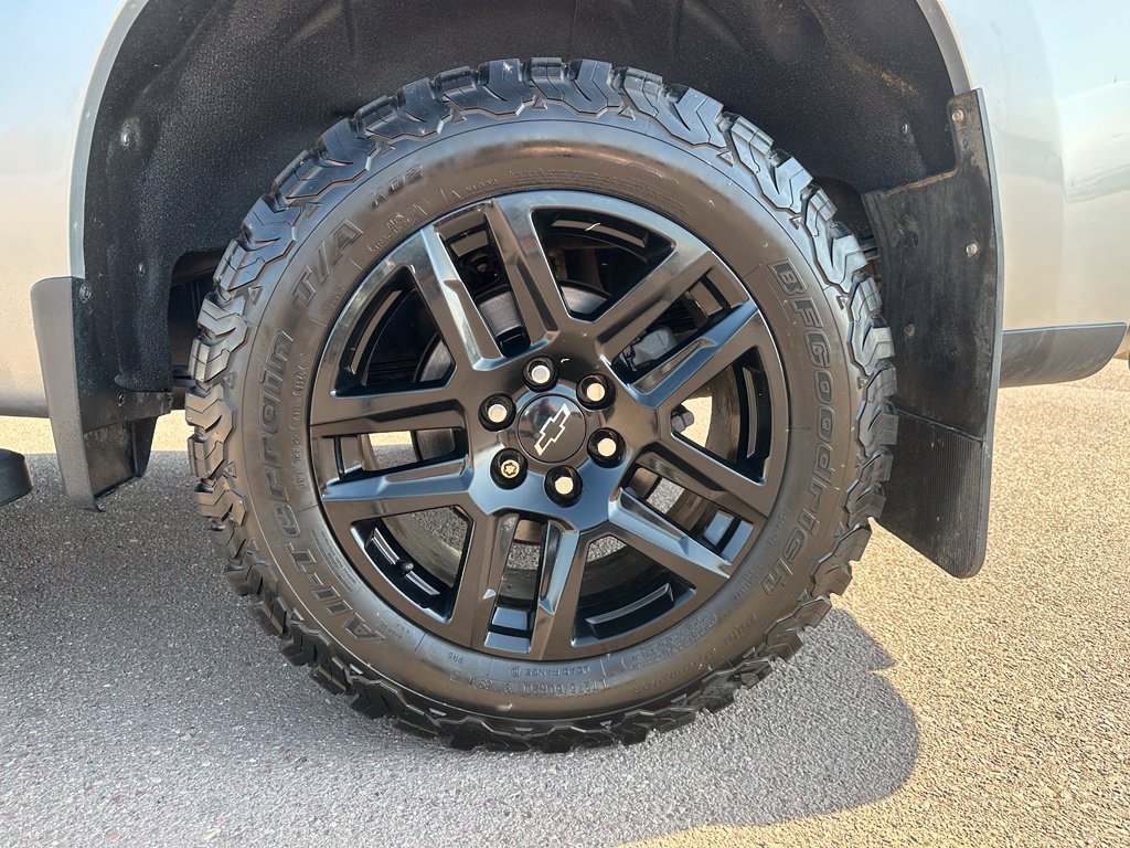 Used 2022 Chevrolet Silverado 1500 RST w/ LPO, Blackout Package AWD/4WD image 40