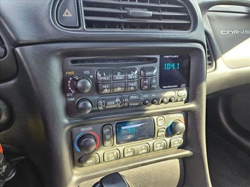 Used 2003 Chevrolet Corvette Convertible w/ Preferred Equipment Group1 image 12