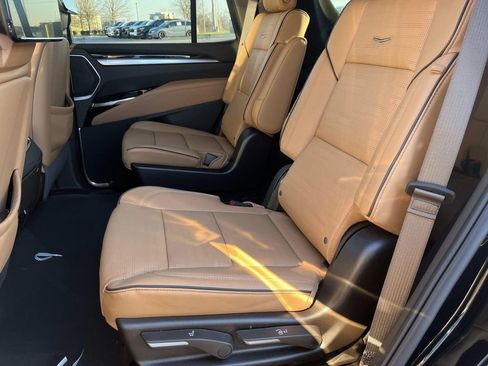 New 2026 Cadillac Escalade Luxury image 22