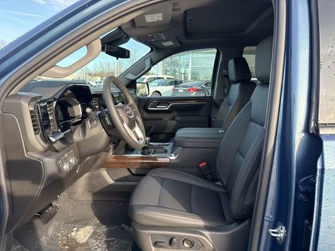 New 2026 GMC Sierra 1500 Elevation w/ Elevation Premium Package image 9