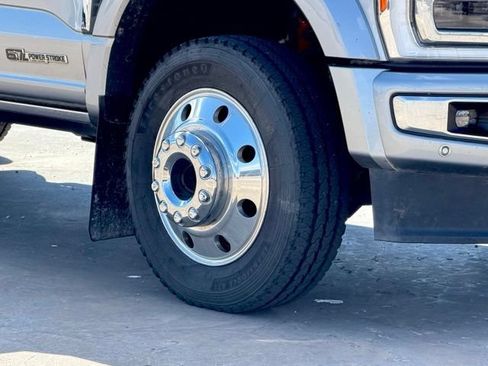 Used 2023 Ford F450 Platinum AWD/4WD image 5
