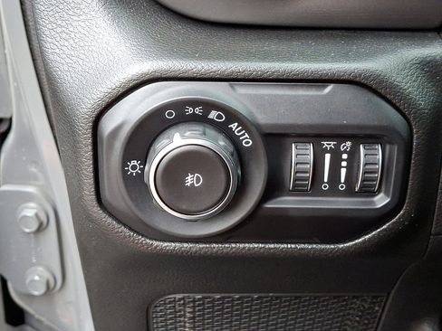 Certified 2021 Jeep Wrangler Unlimited Sport image 26