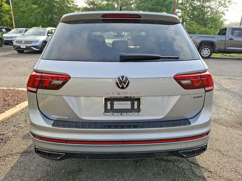 Used 2024 Volkswagen Tiguan SE R-Line AWD/4WD image 5
