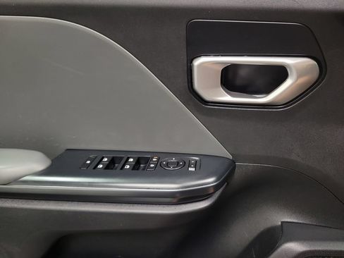 Used 2025 Kia K4 FWD image 24