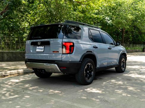 Used 2026 Honda Passport TrailSport Elite image 9