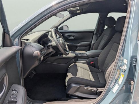 Used 2024 Honda HR-V Sport image 10