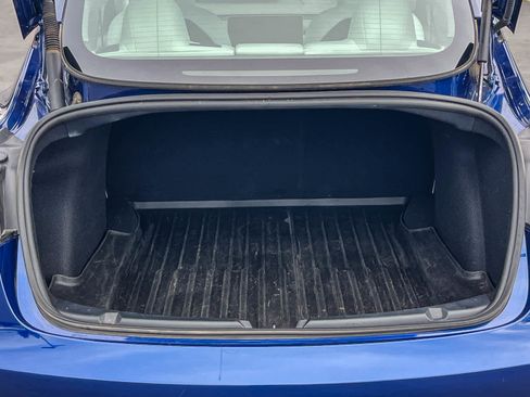 Used 2023 Tesla Model 3 Standard Range image 24