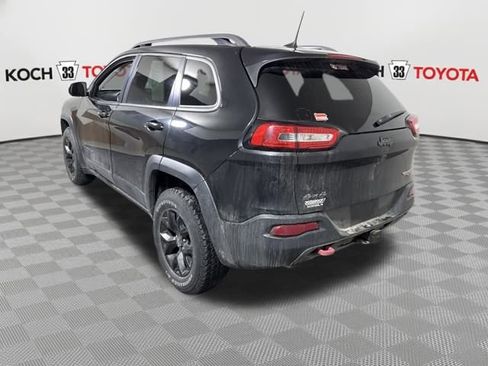 Used 2016 Jeep Cherokee Trailhawk w/ Leather Interior Group image 6