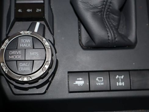 Used 2025 Toyota 4Runner TRD Off-Road Premium w/ Tow Technology Package AWD/4WD image 26