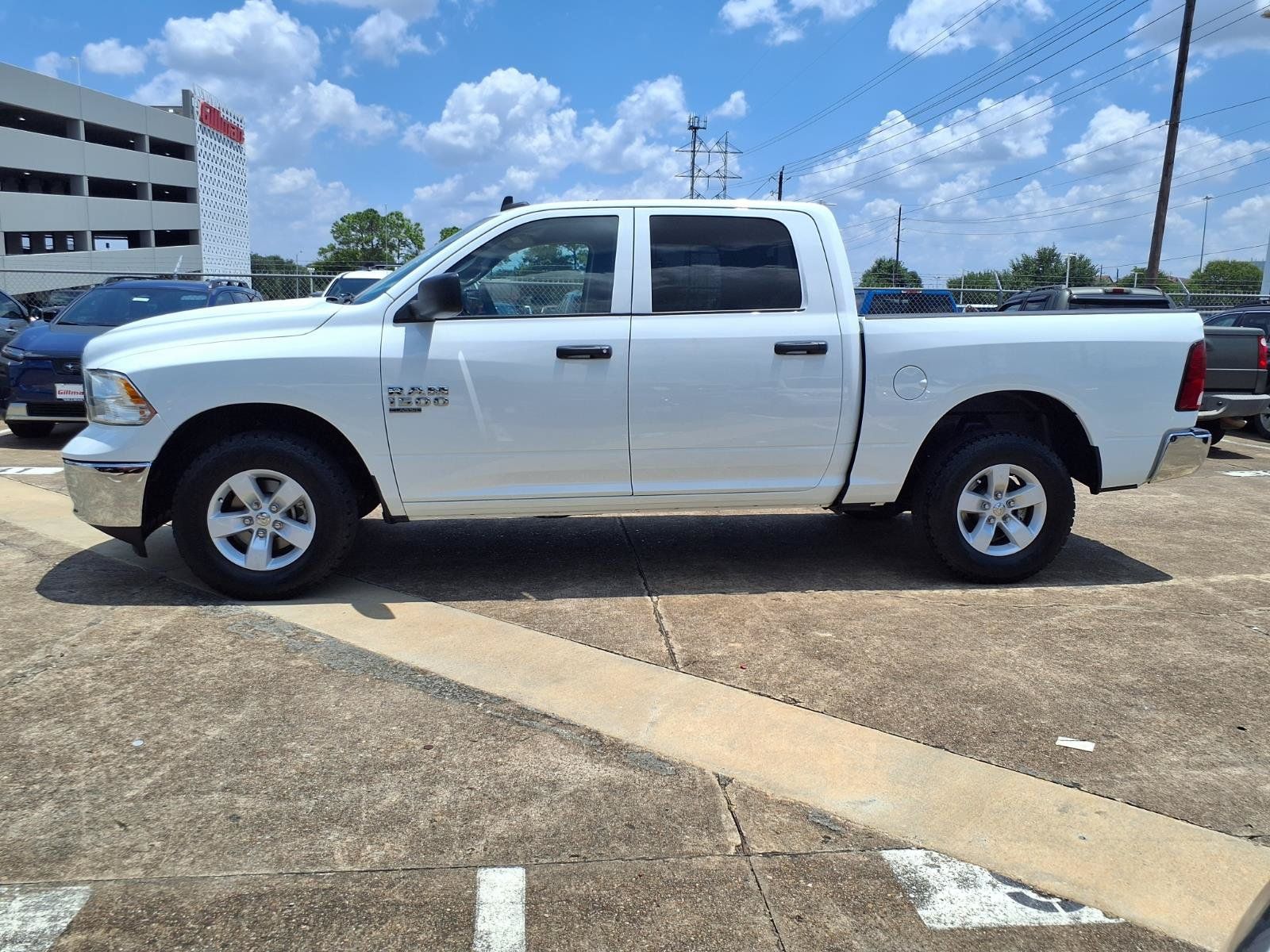 Used 2022 RAM 1500 Classic SLT w/ Electronics Group AWD/4WD image 26