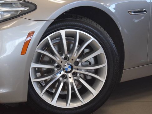 Used 2014 BMW 528i Sedan RWD image 12