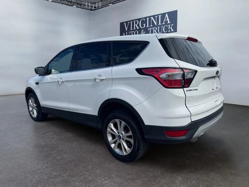 Used 2017 Ford Escape SE AWD/4WD image 7