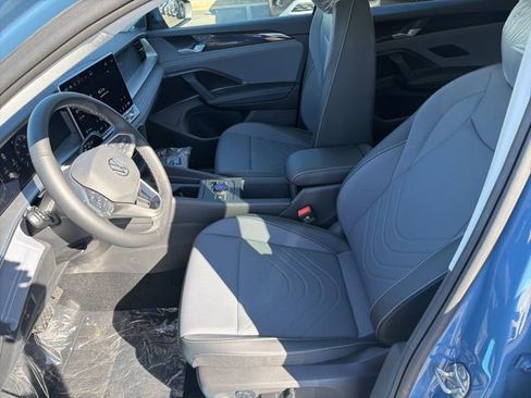 New 2026 Volkswagen Tiguan SE AWD/4WD image 5