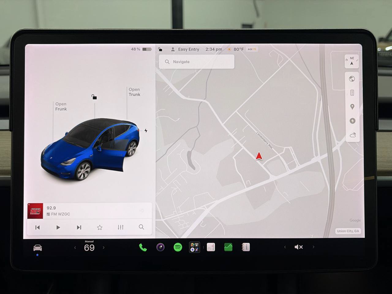 Used 2022 Tesla Model Y Long Range AWD/4WD image 14