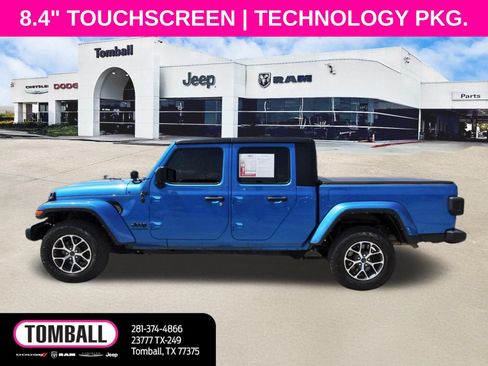 Used 2022 Jeep Gladiator Sport AWD/4WD image 4