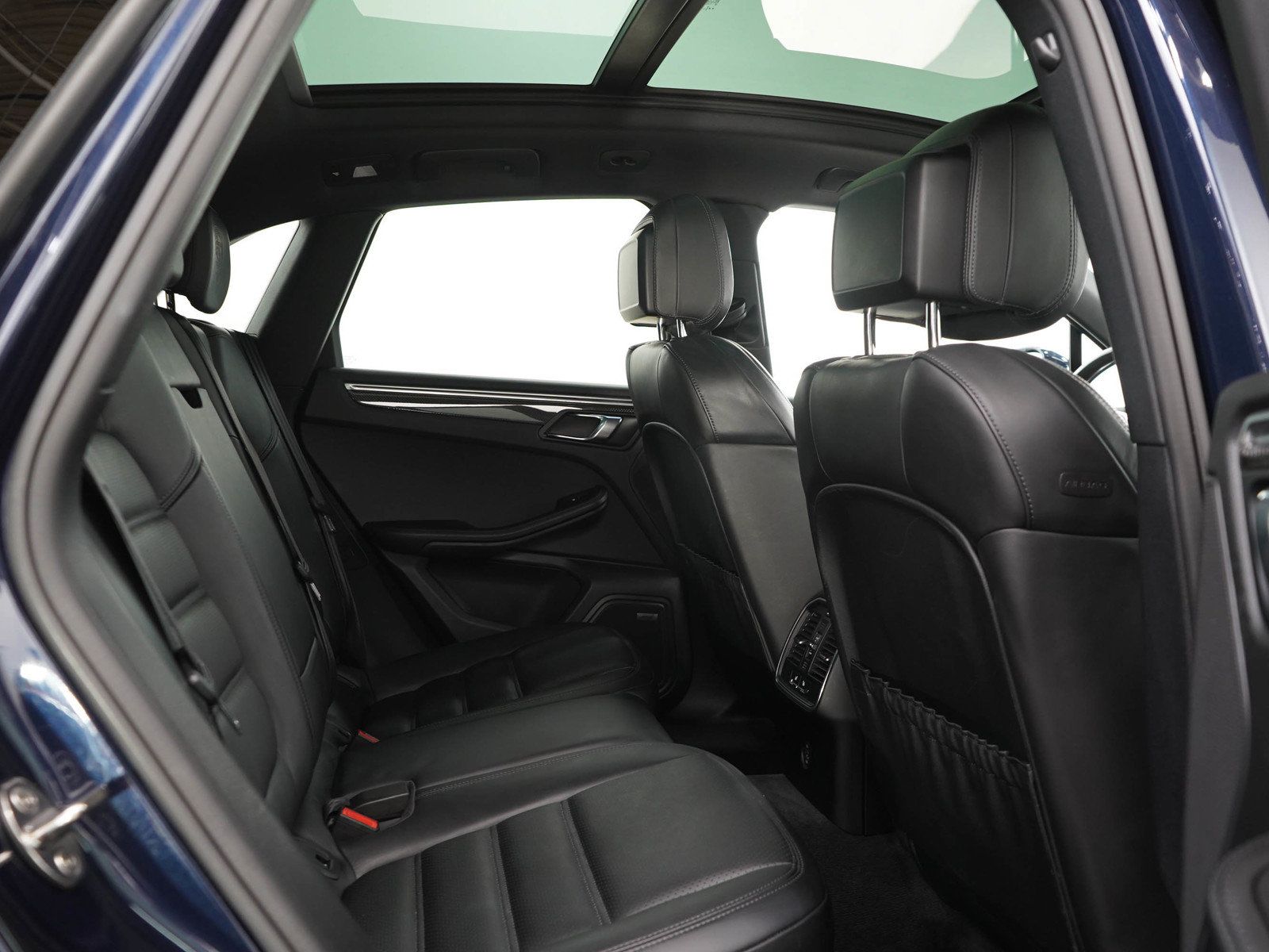 Used 2018 Porsche Macan S AWD/4WD image 12