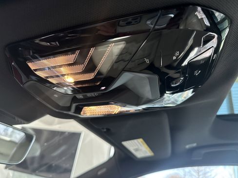 New 2026 BMW 750e xDrive w/ Luxury Rear Seating Package image 20