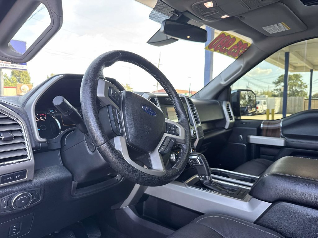 Used 2015 Ford F150 Lariat w/ Equipment Group 502A Luxury AWD/4WD image 11